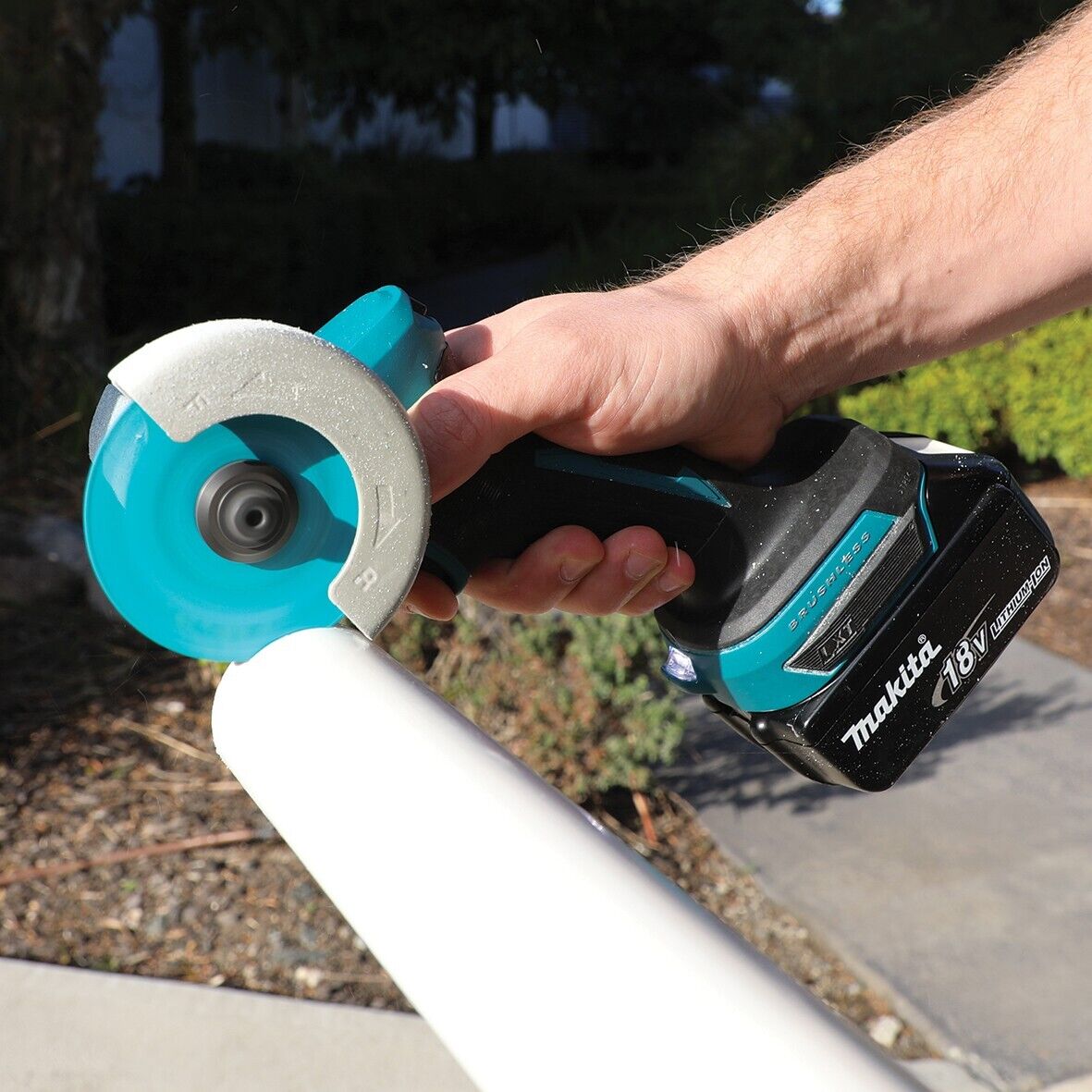 Makita grinder compact disc cutter 18v DMC300Z body only 3 discs included Silver
