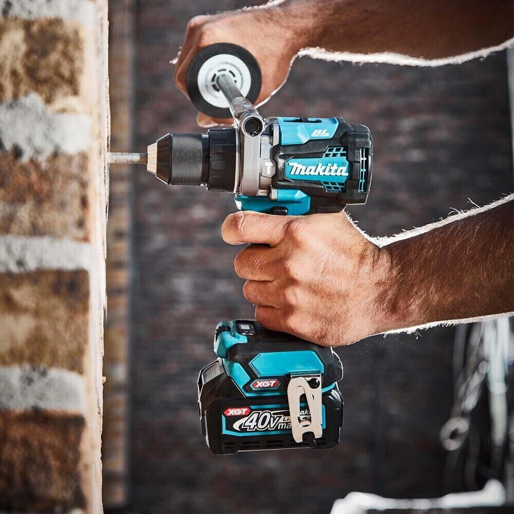 Makita 40V XGT Combi Drill action side