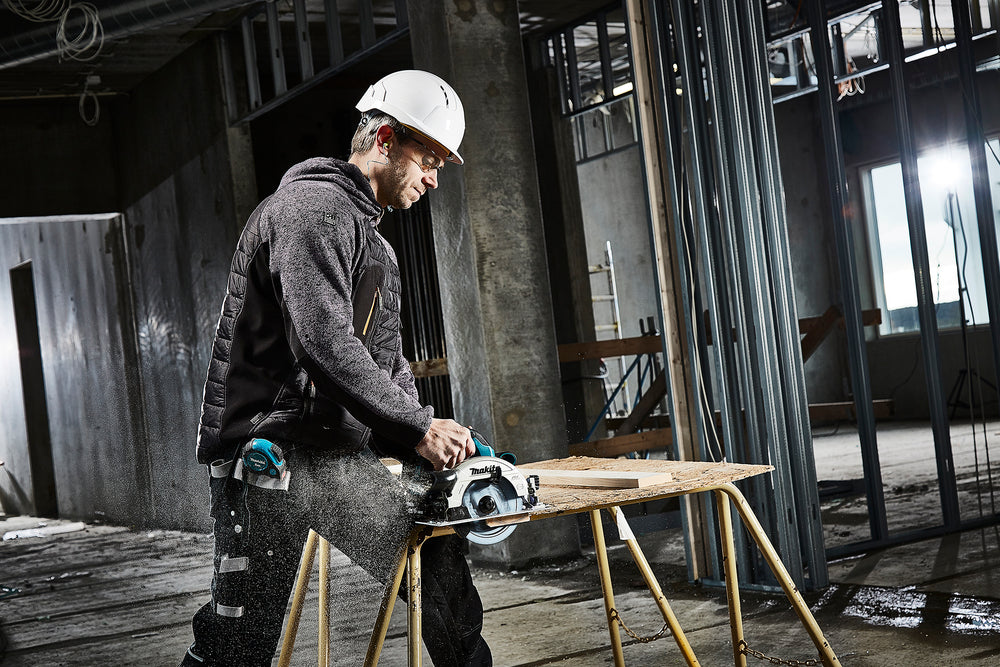 Makita DHS660Z 18V LXT Li-ion Cordless Brushless Circular Saw 165mm Body  Gold