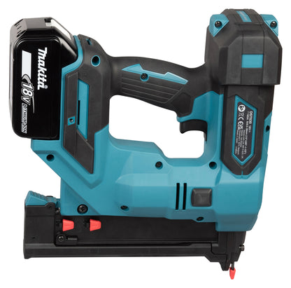 Makita DST630Z 18V LXT Narrow crown Stapler Body Only  Silver (Copy)
