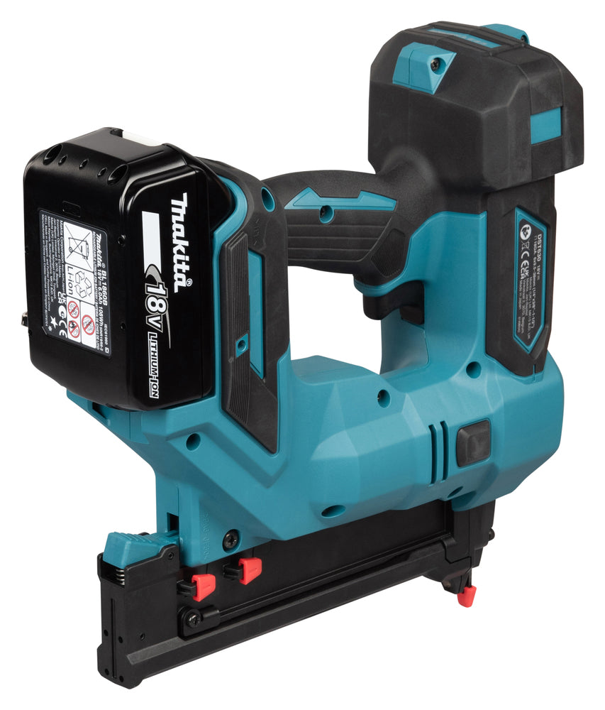 Makita DST630Z 18V LXT Narrow crown Stapler Body Only  Silver (Copy)