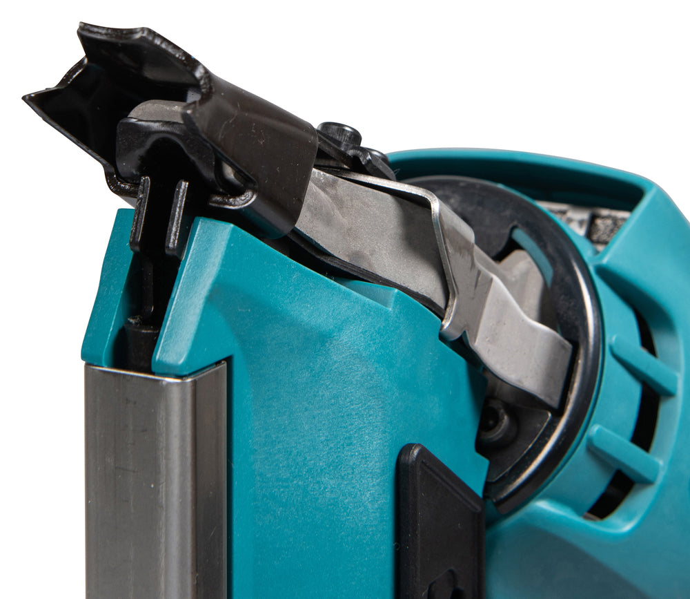 Makita GN900SE Gas Framing Nailer Carry case nail gun